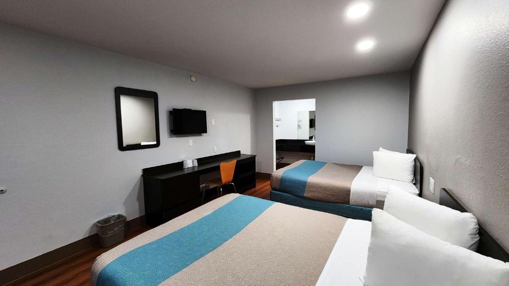 Motel 6-Webster, TX - Houston - Nasa Lake